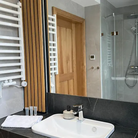 Szlak By Trafil Holiday home *